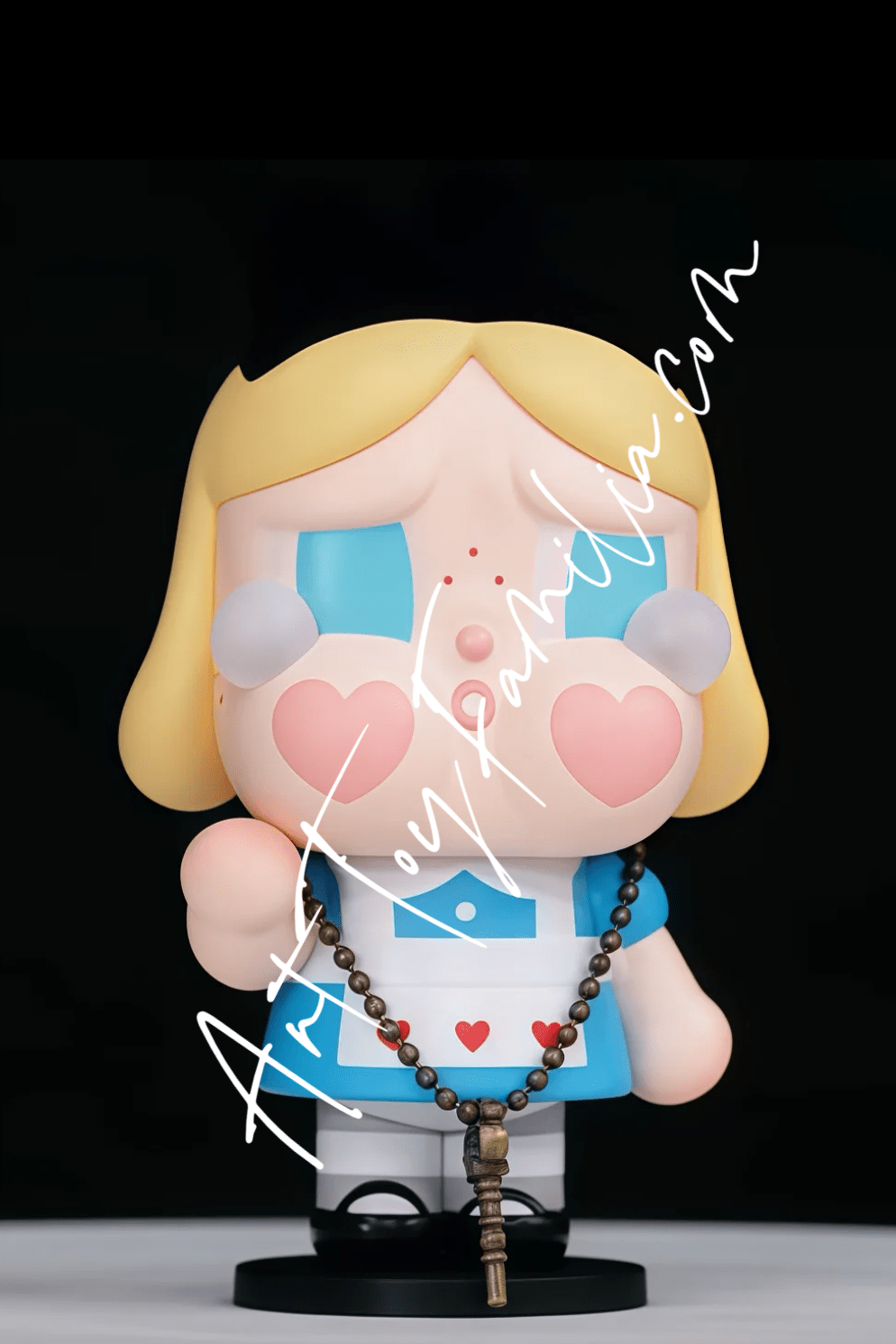 cry-baby-crying-againPOP Mart Crybaby